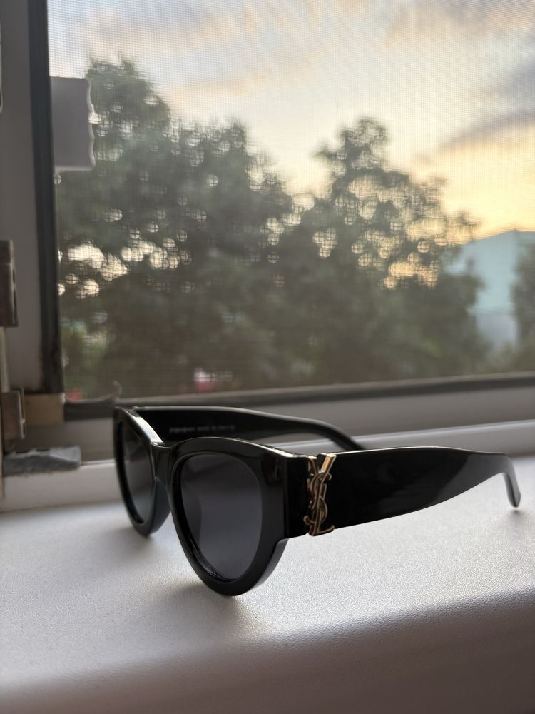 Ochelari Yves Saint Laurent