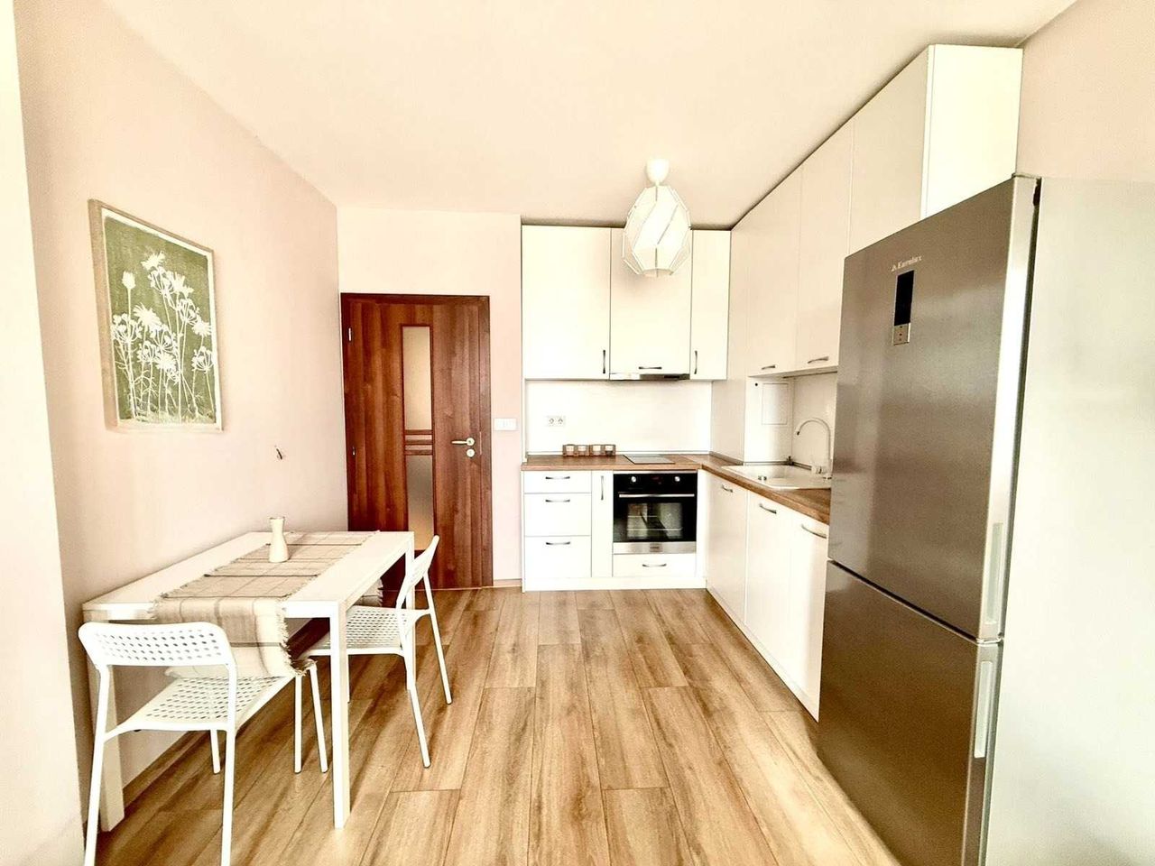 Дава се под наем Двустаен апартамент в София, Редута - 55 кв.м за 700 € - Снимка #1