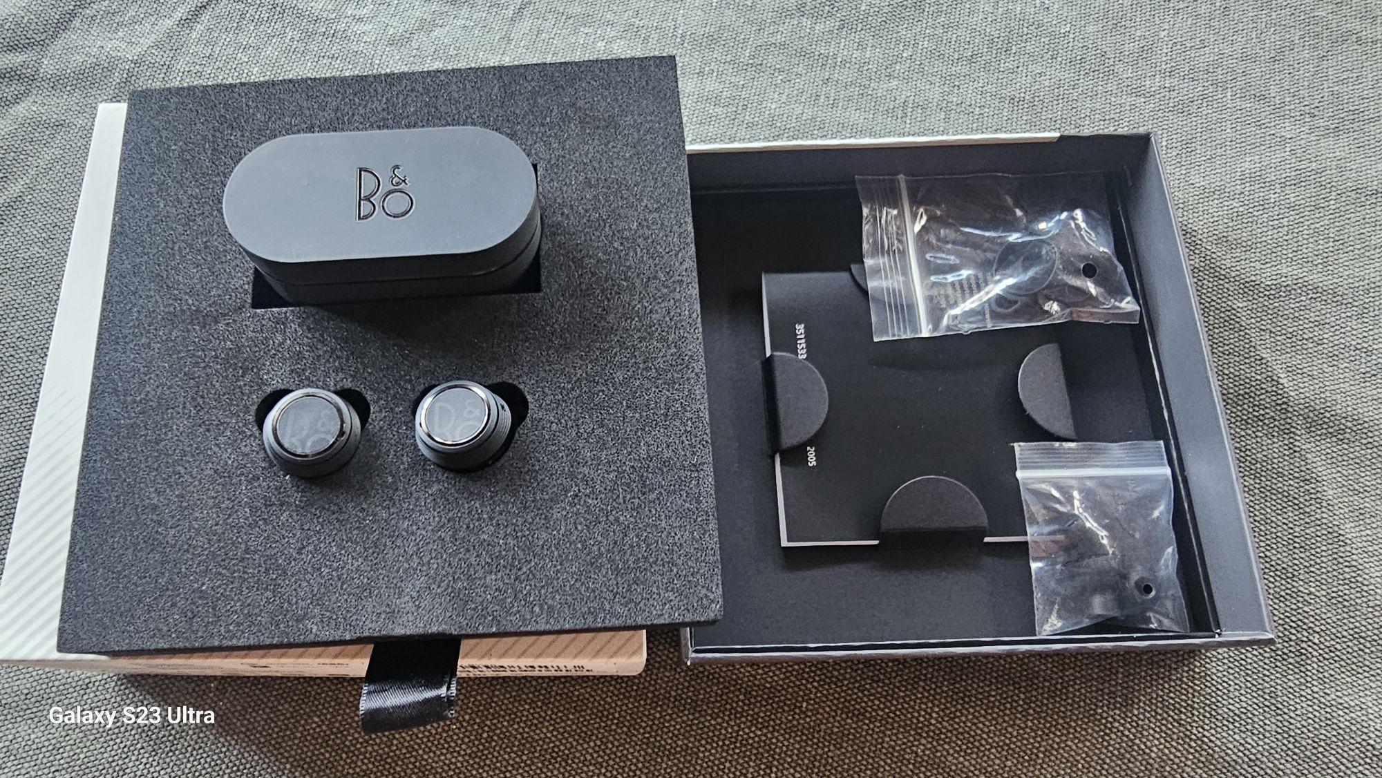 Bang&olufsen E8 sport