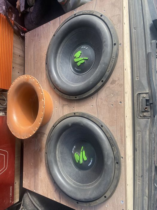 Продам  все что на фото стоит в мвшине