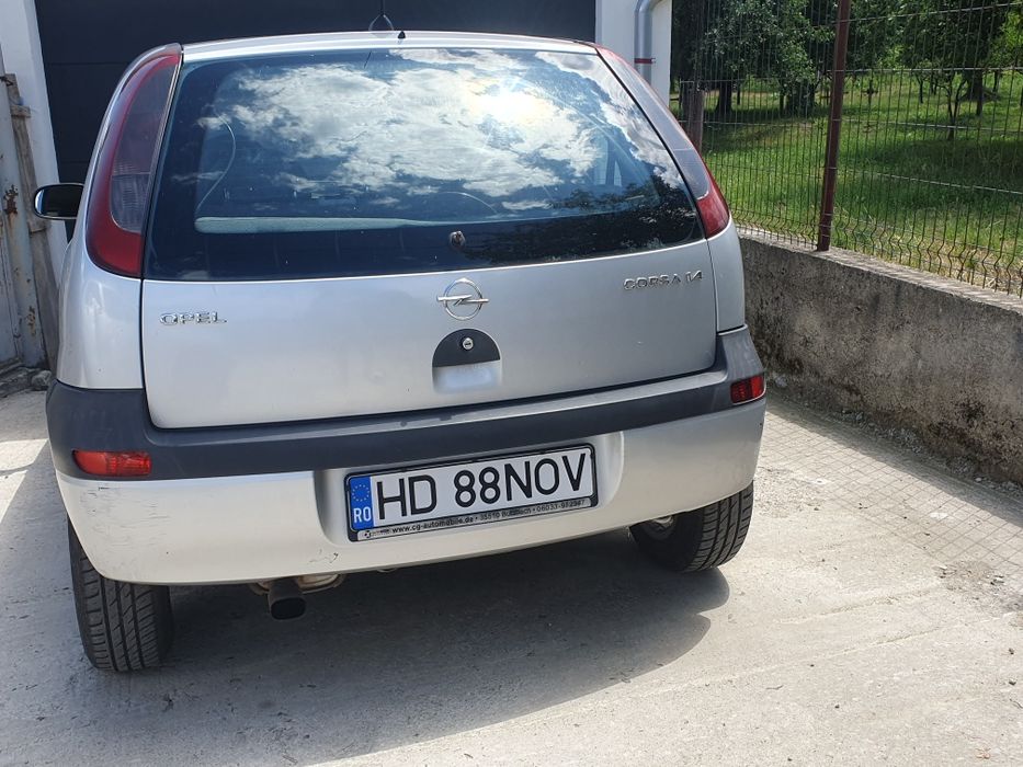 Vând Opel corsa!