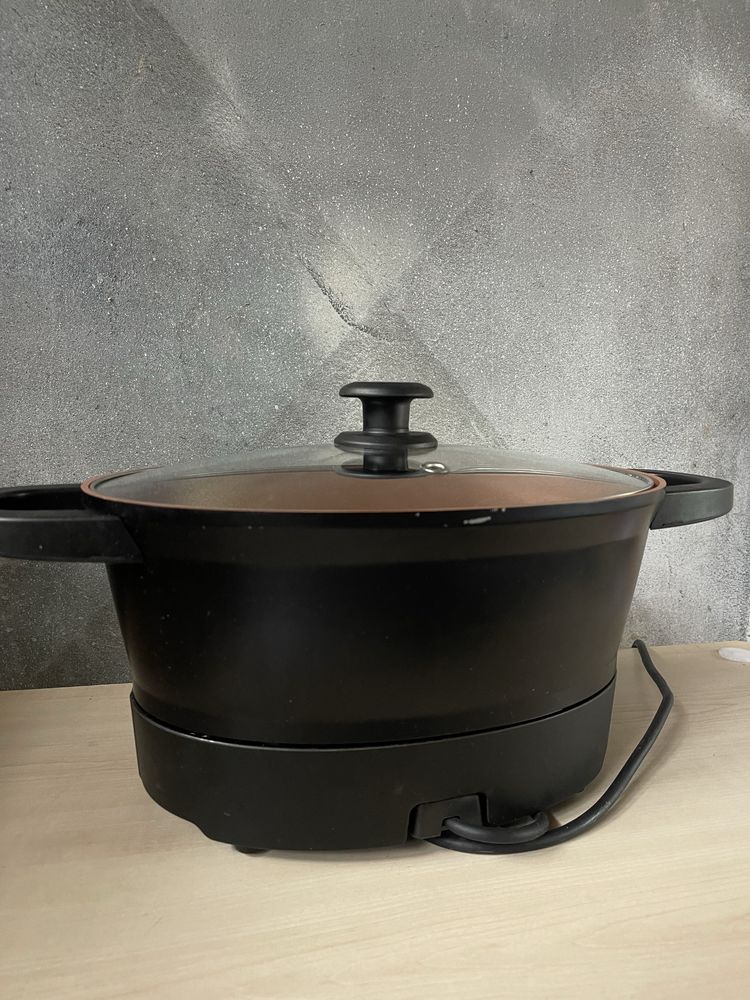 Електрическа тенджера - мултикукър Russell Hobbs