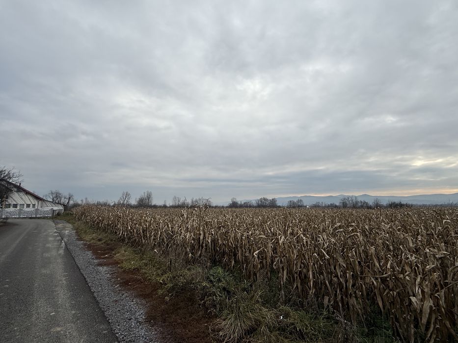 Ocazie!Teren Ciceu-Mihaiesti la 2 min de centru
