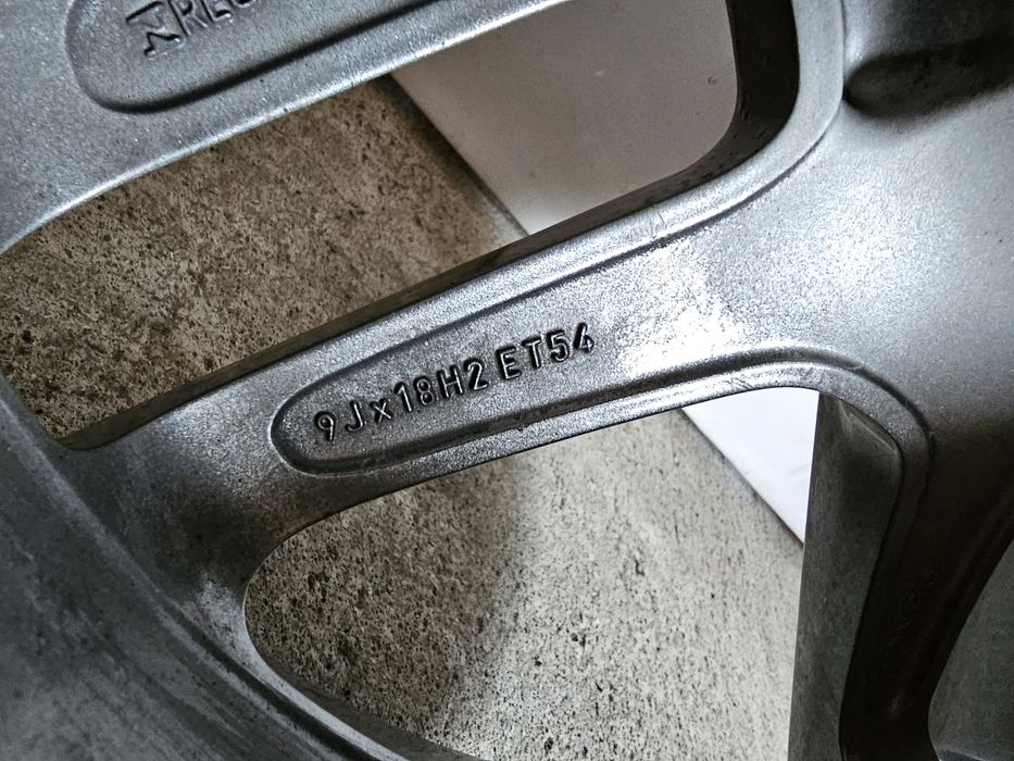 Janta 18 spate Mercedes E Class W212 AMG cod A2124010400