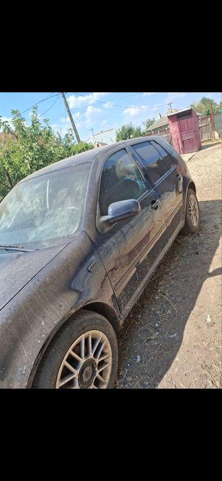 De vanzare, golf 4 1998