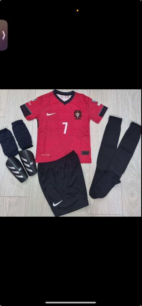 Echipamente fotbal copii 4/14 ANI ,RONALDO PORTUGALIA.2 culori