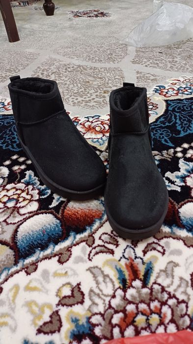 Qishki Juda Qalin Uggilar