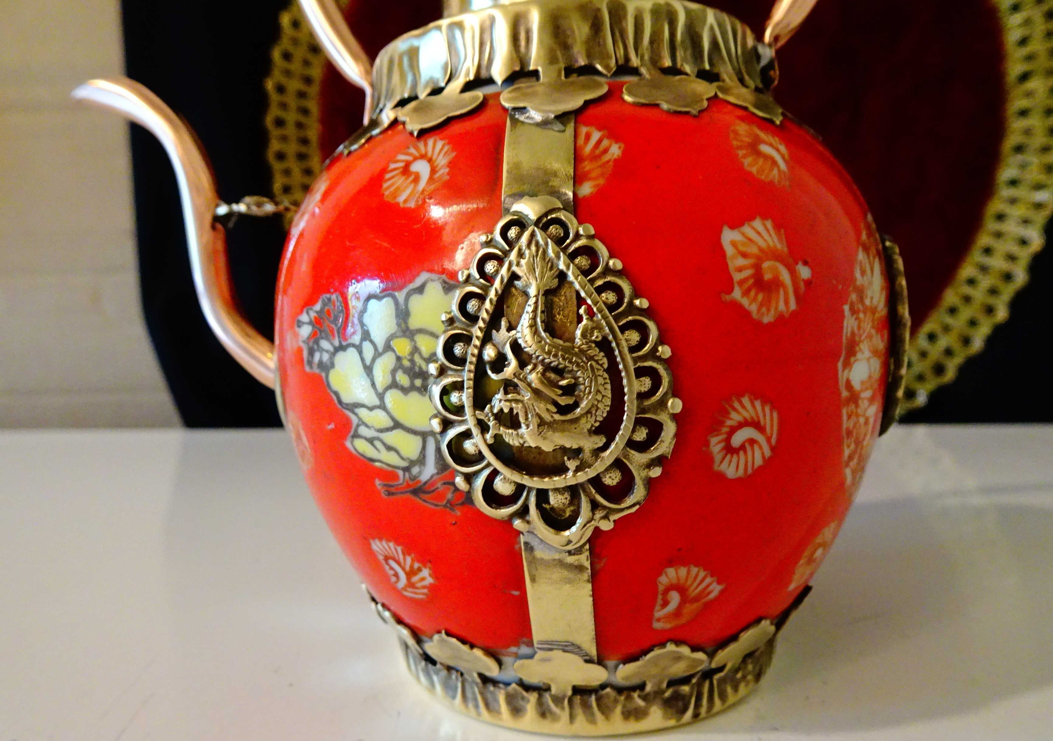 Тибетски чайник,кана от порцелан,мед и месинг.