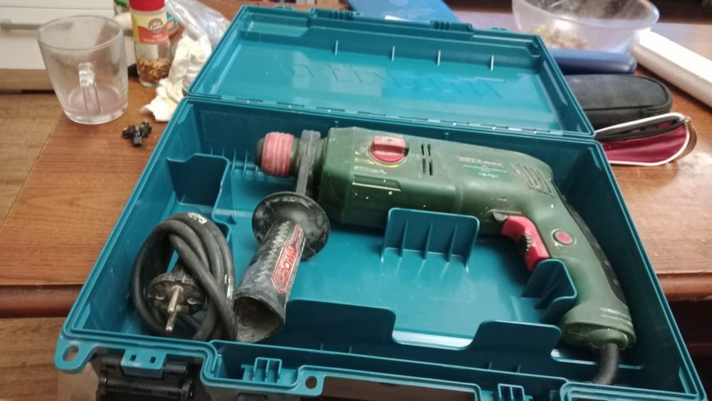 Перфоратор продам