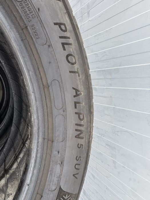 4бр Почти Нови Зимни Гуми Michelin 285/45/21
