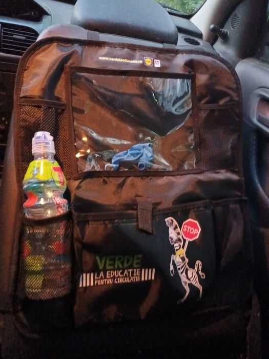 Organizator scaun mașină