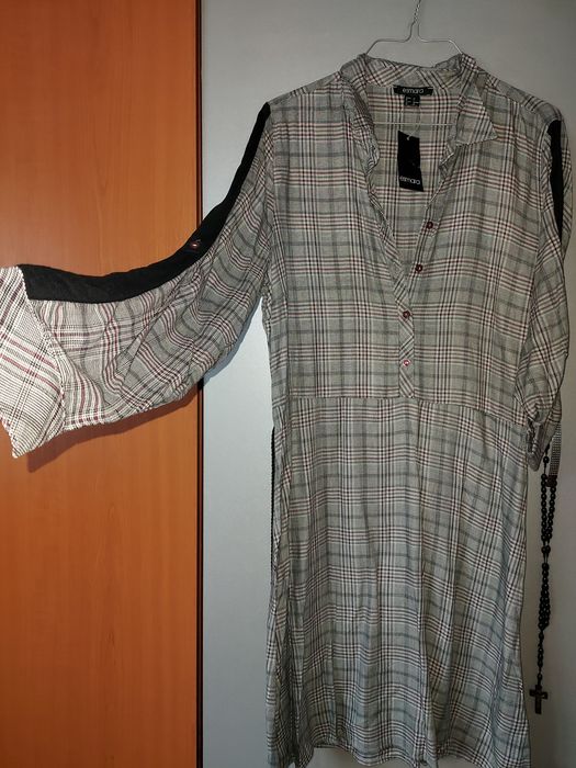 Rochie  noua cu eticheta