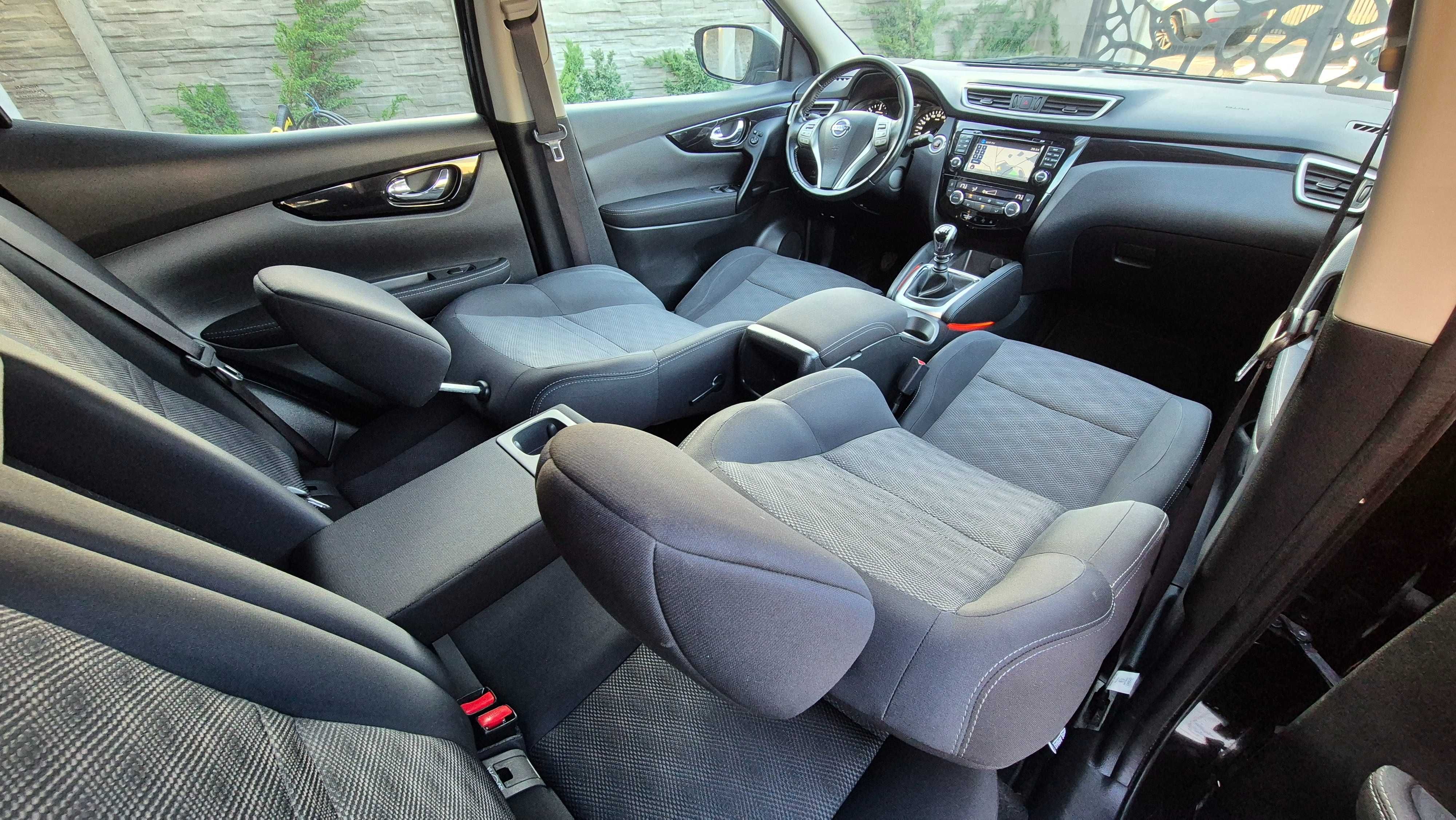 Nissan//Qashqai//1,5 dci//Led//Navi//Euro 6//Camere 360"//Lane Assist/