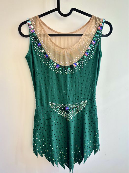 Ново Трико за художествена гимнастика