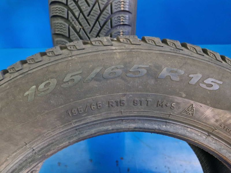 2 Pirelli R15 195/65
зимни гуми DOT2420