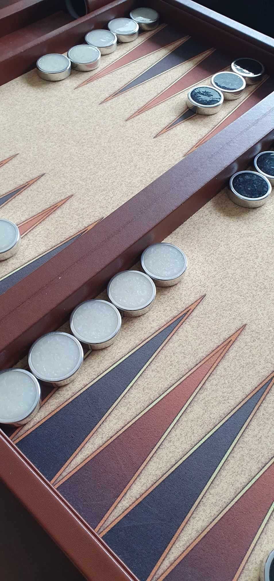 Луксозна Табла, Backgammon Board