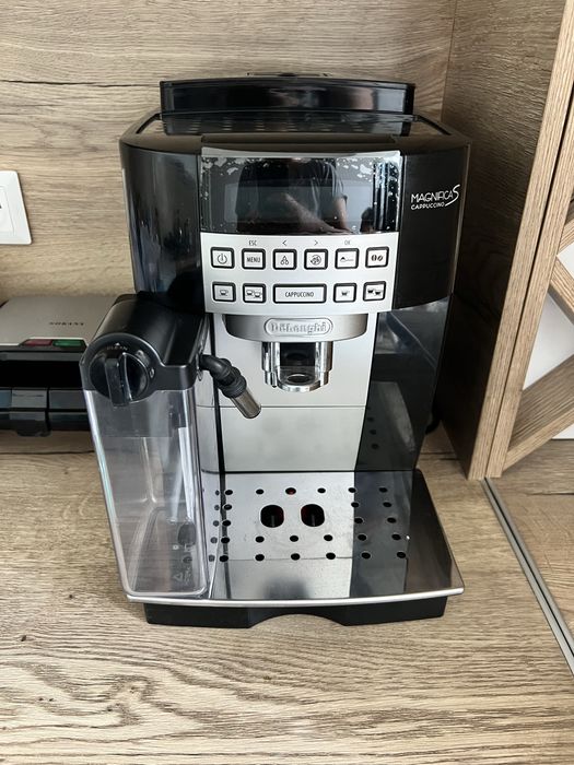 Кофемашина DeLonghi MagnificaS Cappuccino