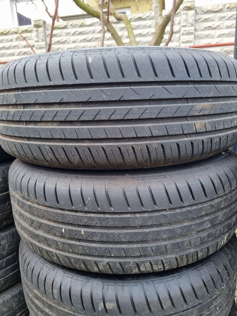 Jante Ford cu anvelope 215/60/R16 vara