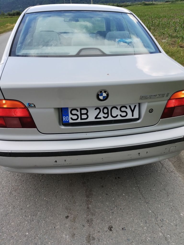 BMW e39 523i (2.5 benzină)