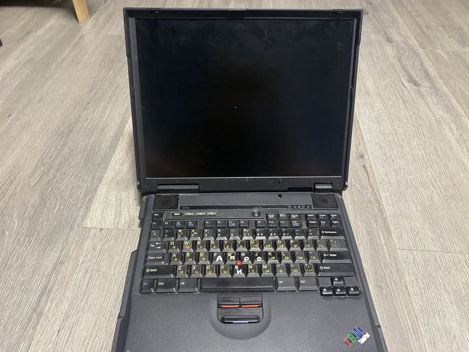 Ноутбук IBM ThinkPad a20m