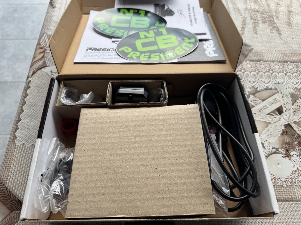Statie CB President William ASC + Antena President ML145 Black