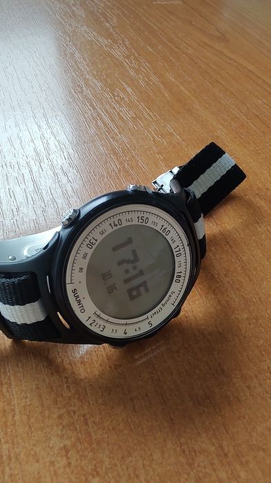 Ceas Suunto și ceas Tokidoki
