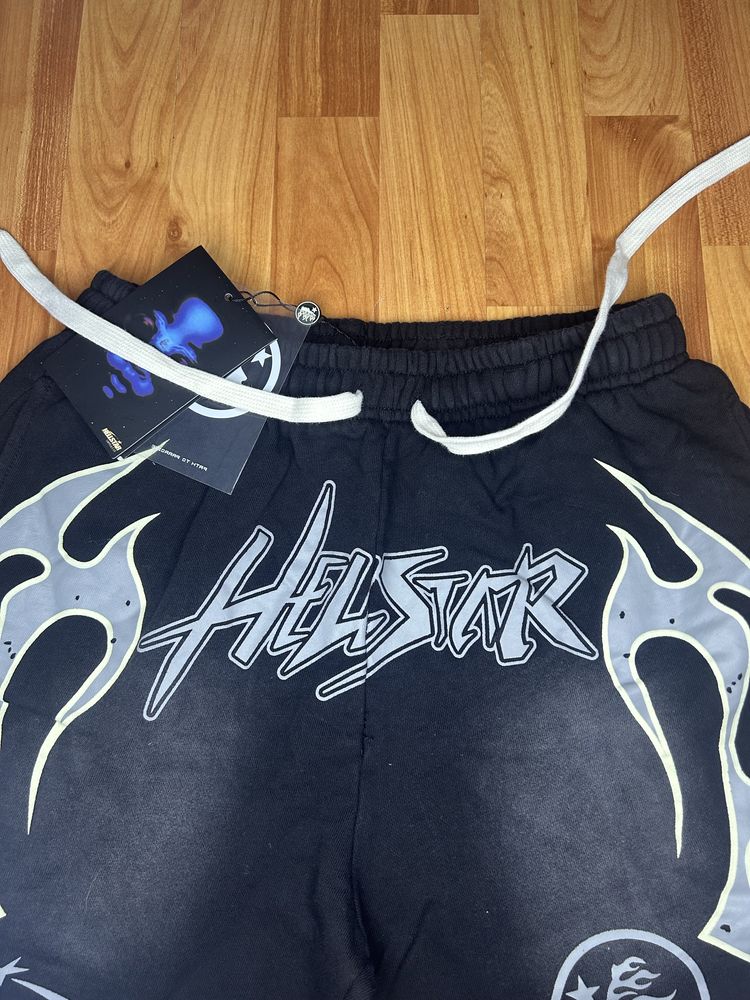 Pantaloni Scurti Hellstar modele diferite