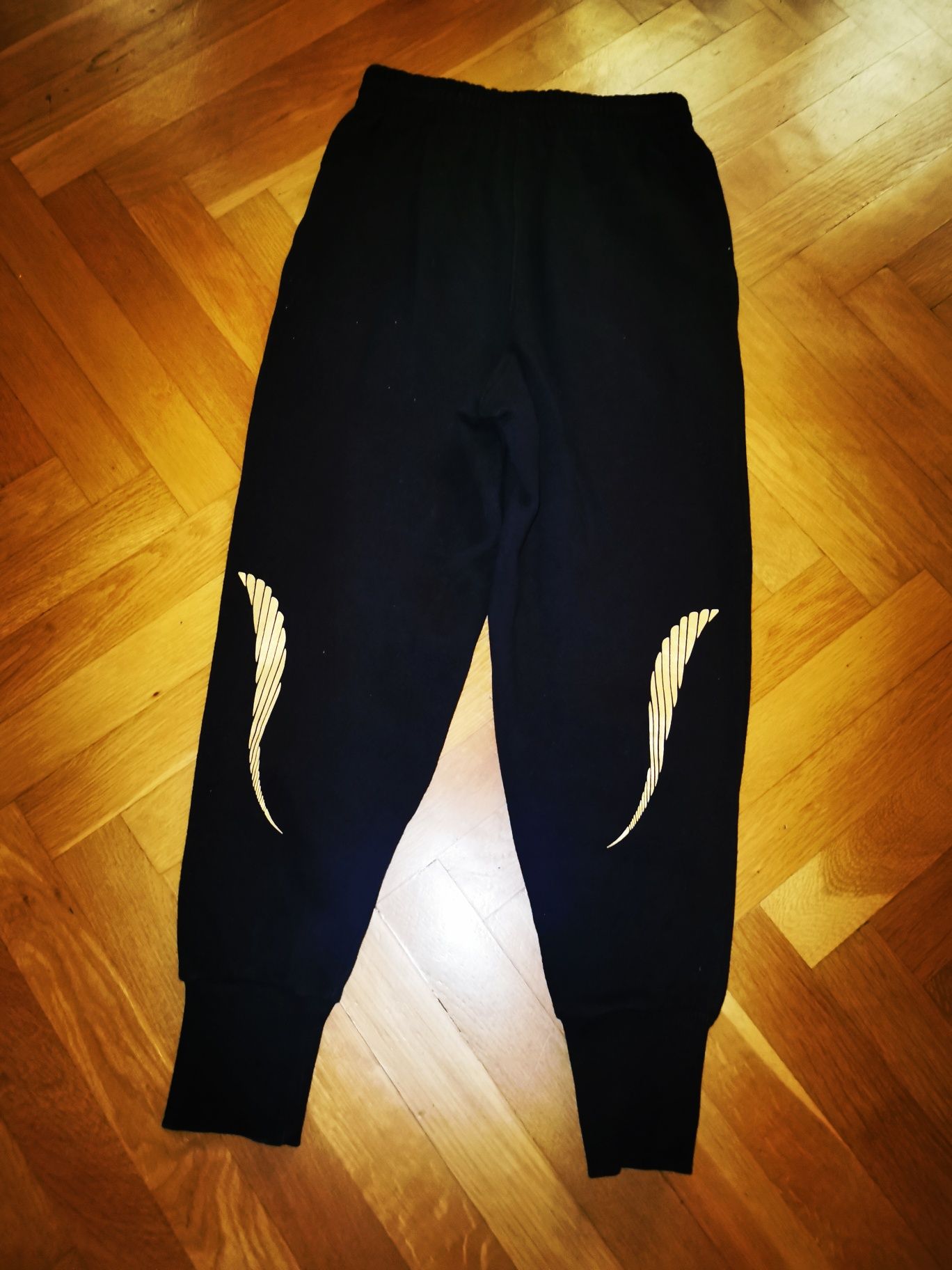 Nike долнища за деца