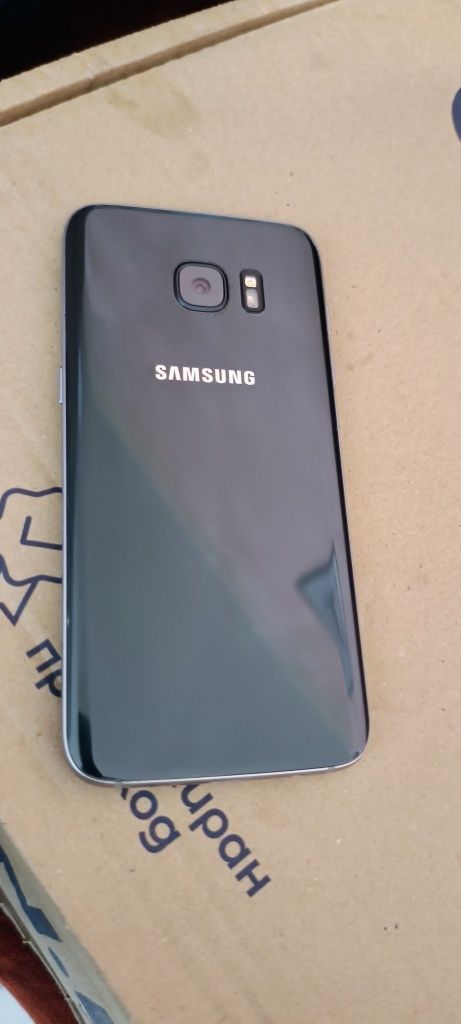 Samsung S7 edge с карта и зарядно
