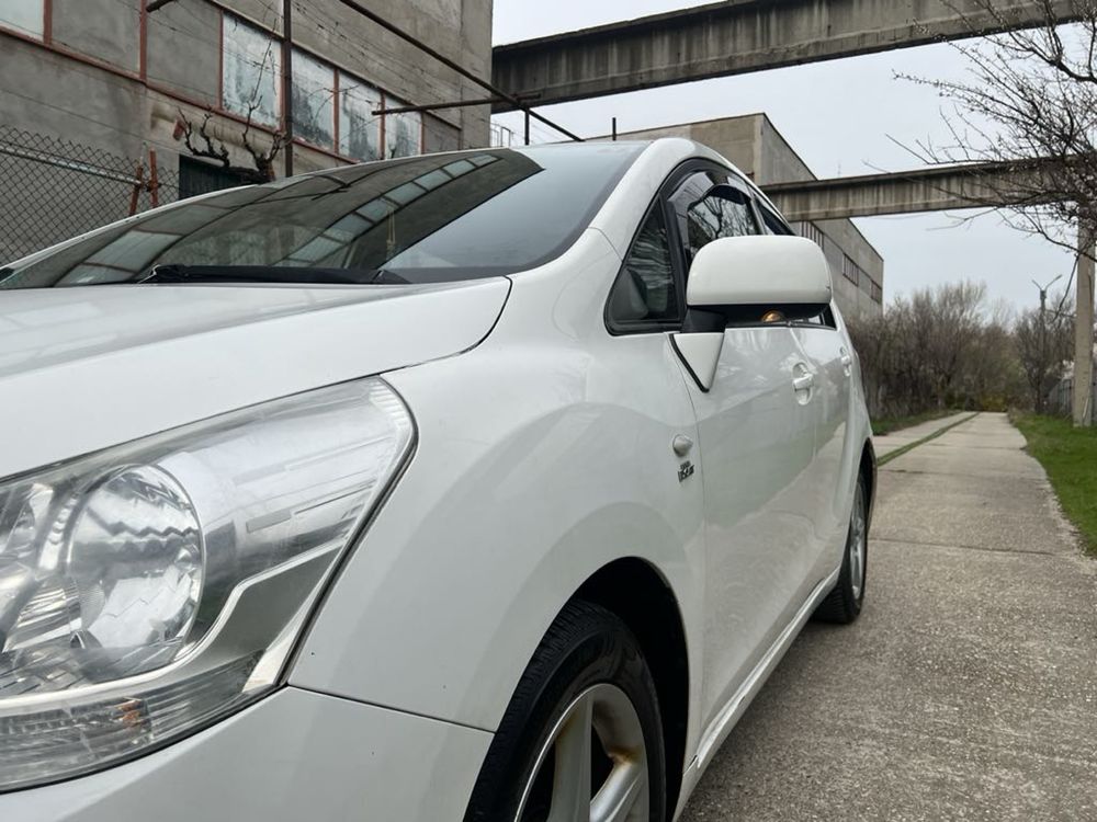Toyota Verso 2.2