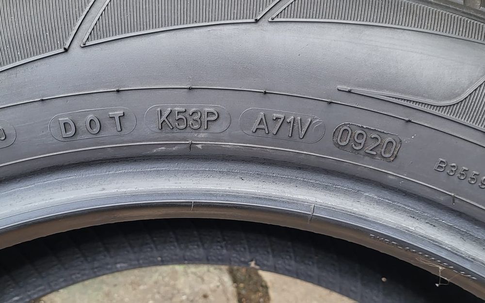 Set 4buc 215/60 R17C 104/102H Dunlop SP Winter Sport 3D M+S iarnă