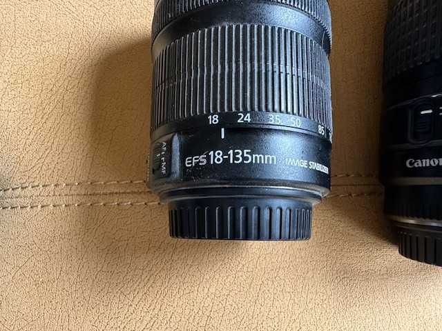 Фотоапарат Canon EOS 70 D с 3 обектива, чанта за носене и аксесоари