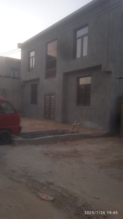 UY sotiladi 4 ta 1 xonali 33 kv