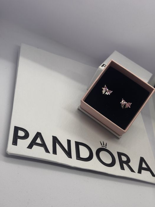 Пандора обеци Pandora