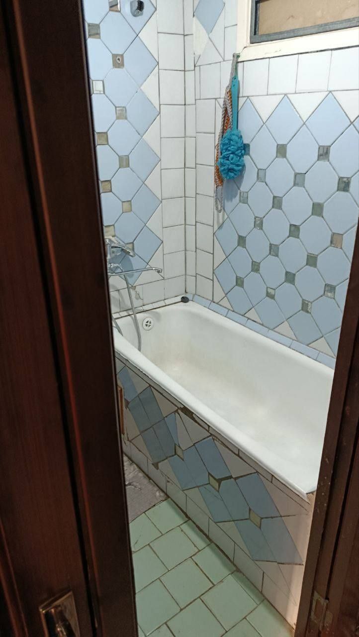 СРОЧНО!!! Продается Кора Камиш 2/4 да 4/4/4 Балкон 2/6 Улучшенка