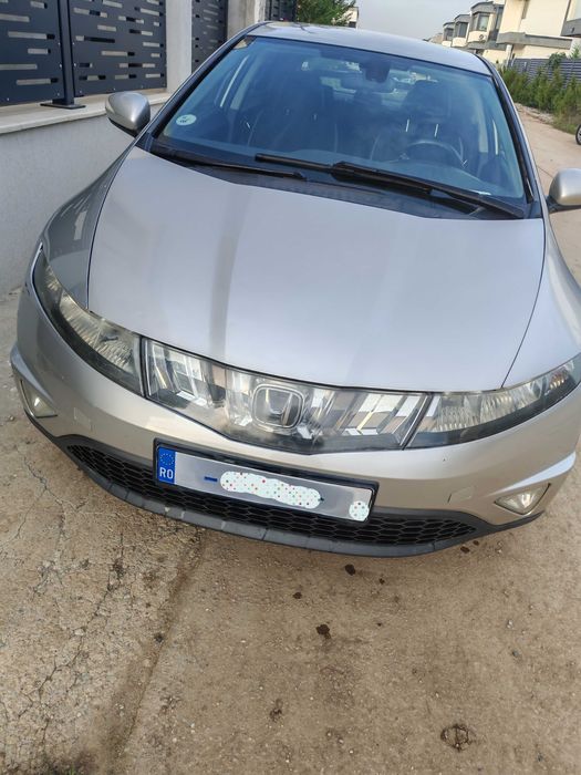 Honda Civic 1.8, gri, cutie automata, 93 mii km reali