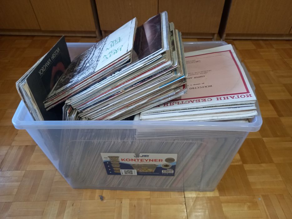 Продается пластинки, классическая музыка, зарубежи разные есть, в хоро