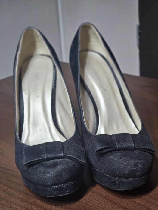 Pantofi negru cu toc gros