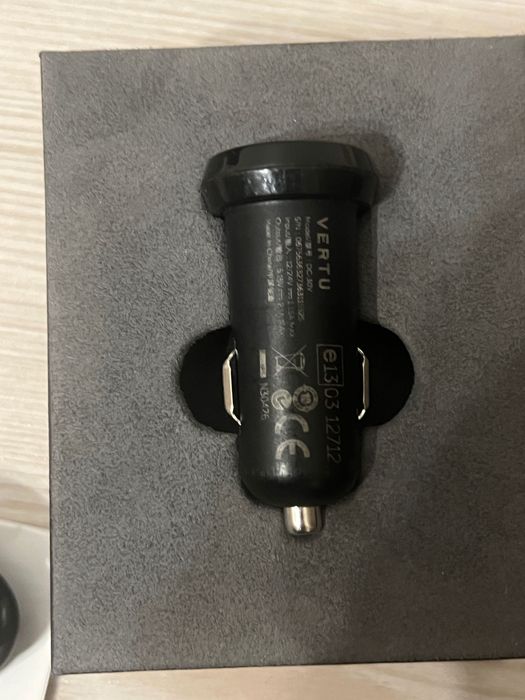 VERTU CHARGER Original Incarcator Auto
