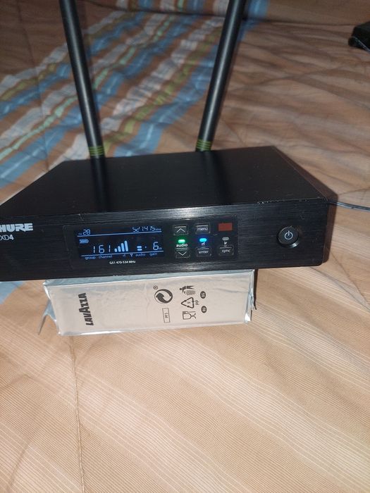 Shure QLXD  sennheiser
