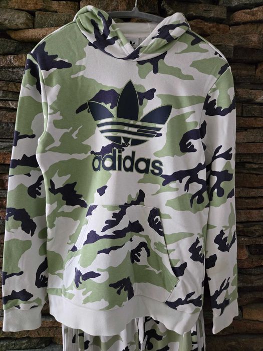 Детски анцунг Adidas 13-14 г. Перфектно състояние / Оригинален