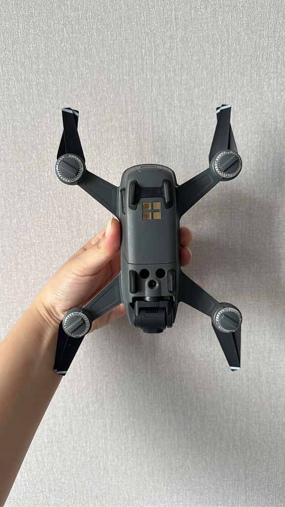 Продам Дрон DJI Spark