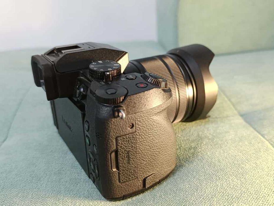 Panasonic Lumix G7 Mirrorless Camera 16.0MP cu obiectiv 12-60mm