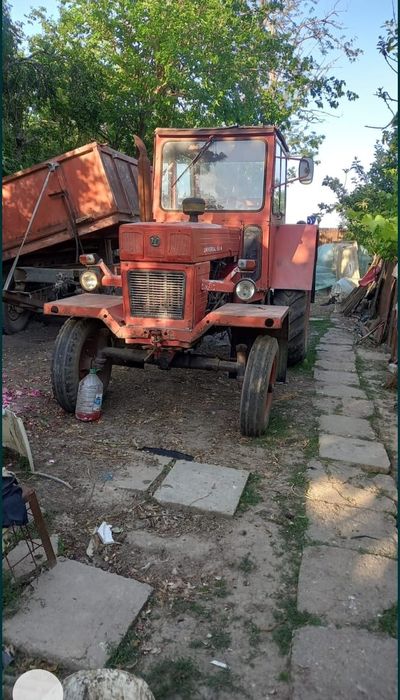 De vanzare tractor U650M