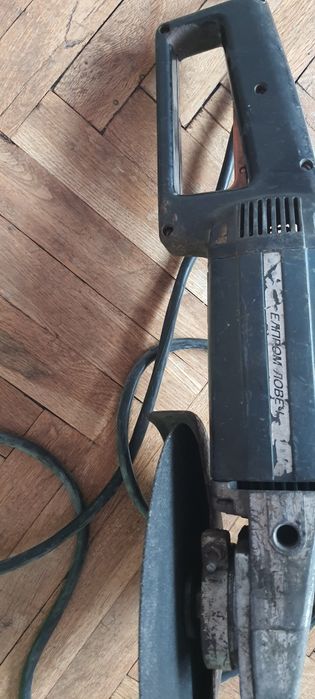 Продавам голям български ъглошлайф.