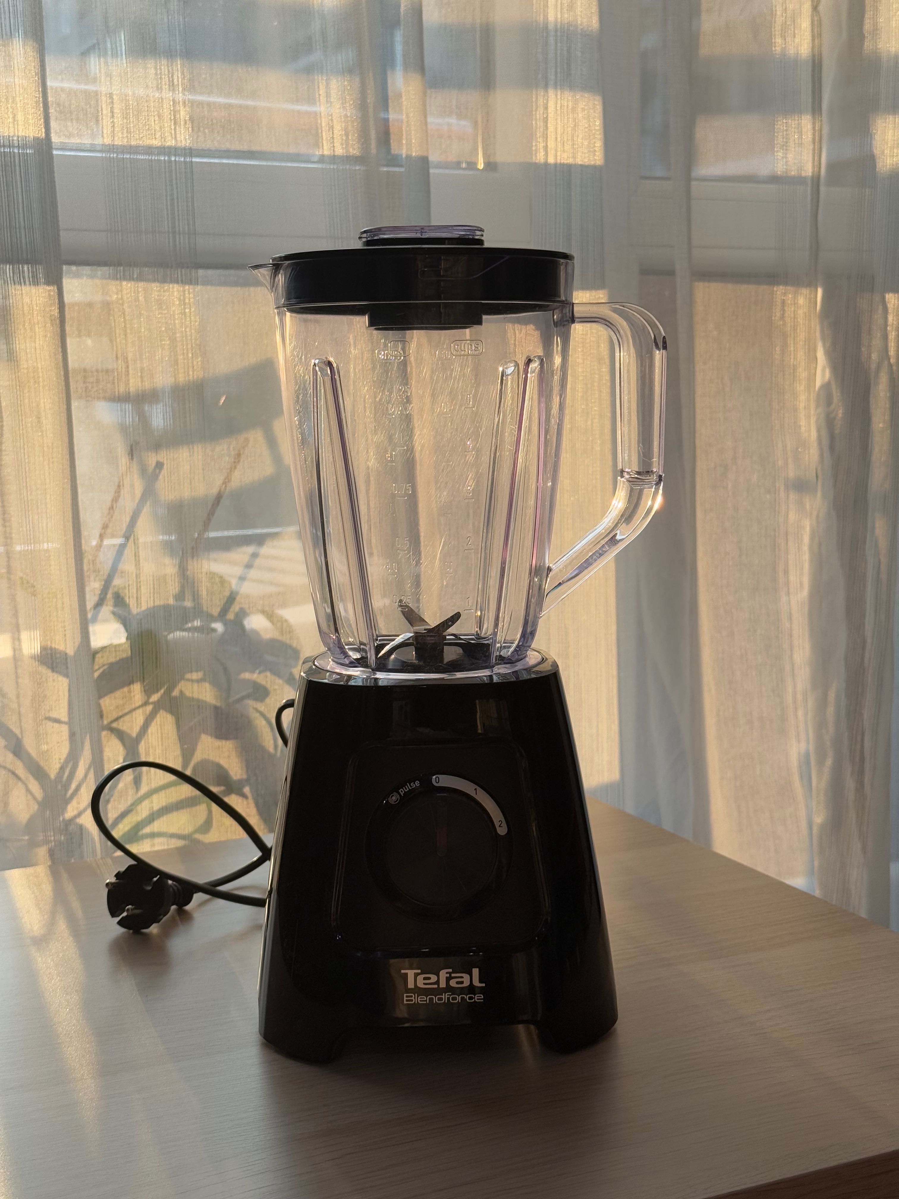 Блендер Tefal Blendforce