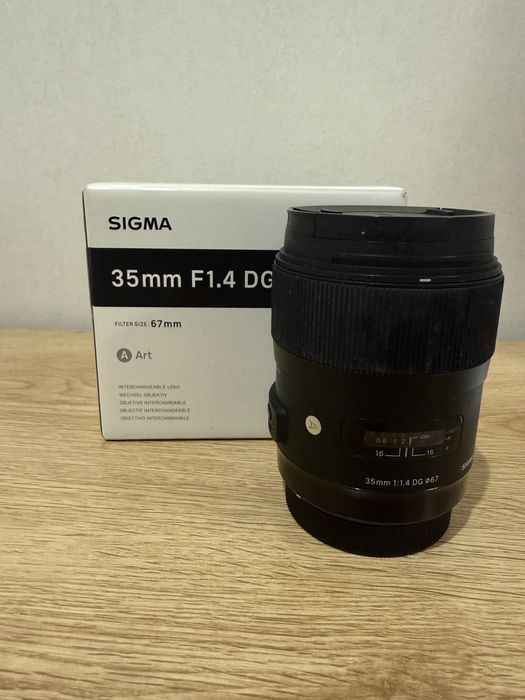 Продаю объектив Sigma 35 mm 1.4