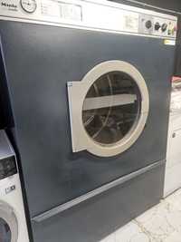 Uscator industrial profesional Miele