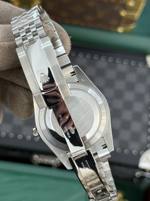 Rolex Date-Just 41mm Pearl Dial