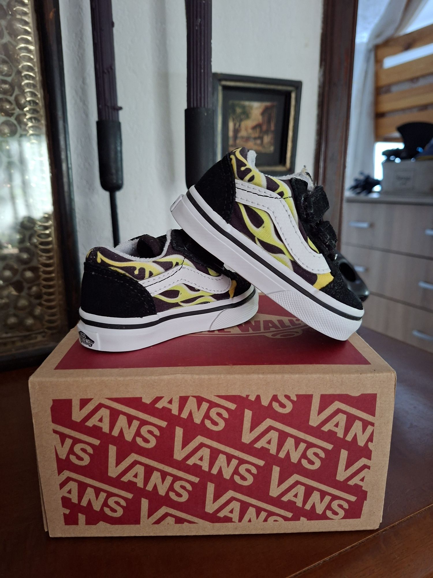 Бебешки кецки Vans